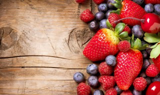 栽培草莓的基质怎么处理（草莓无土栽培技术基质和操作）