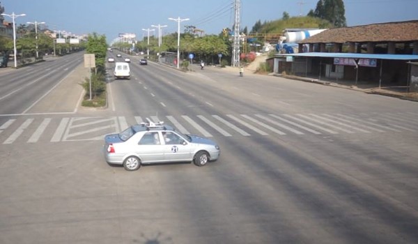 科目三變更車道用幾檔