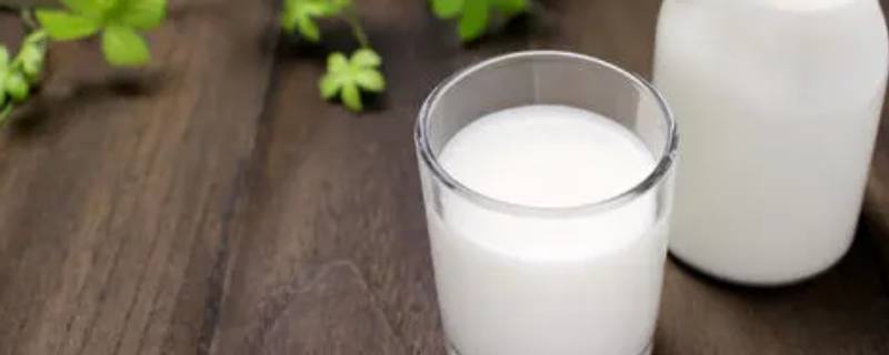 牛奶绿标是什么意思 牛奶上的绿标是什么