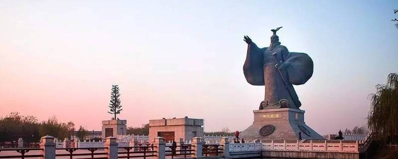 汉武大帝雕像的介绍 汉武大帝铜像
