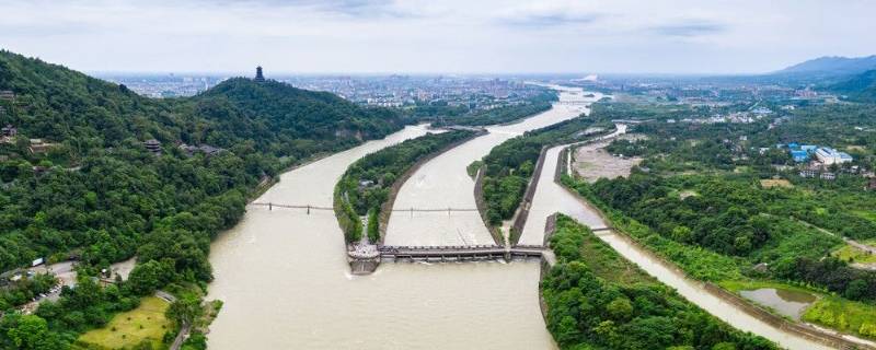 都江堰水利工程修建的年代是什么時候在哪里