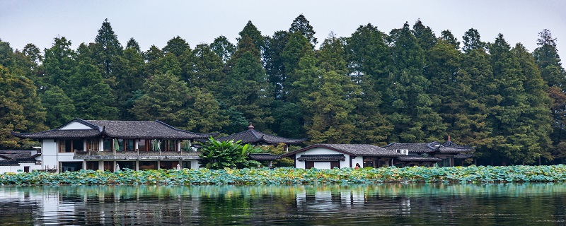 斜屋頂開(kāi)天窗有哪幾種