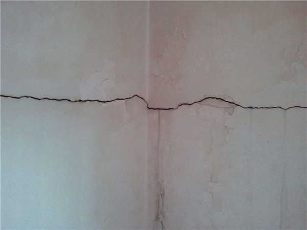 墙面修补膏效果怎么样 墙面裂缝怎么修补