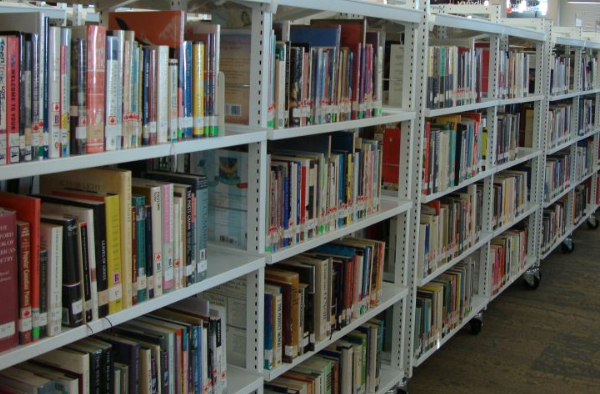 图书货架有哪些特点 图书货架的特点介绍