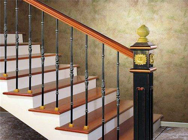 楼梯扶手四大种类的介绍 楼梯扶手有几种