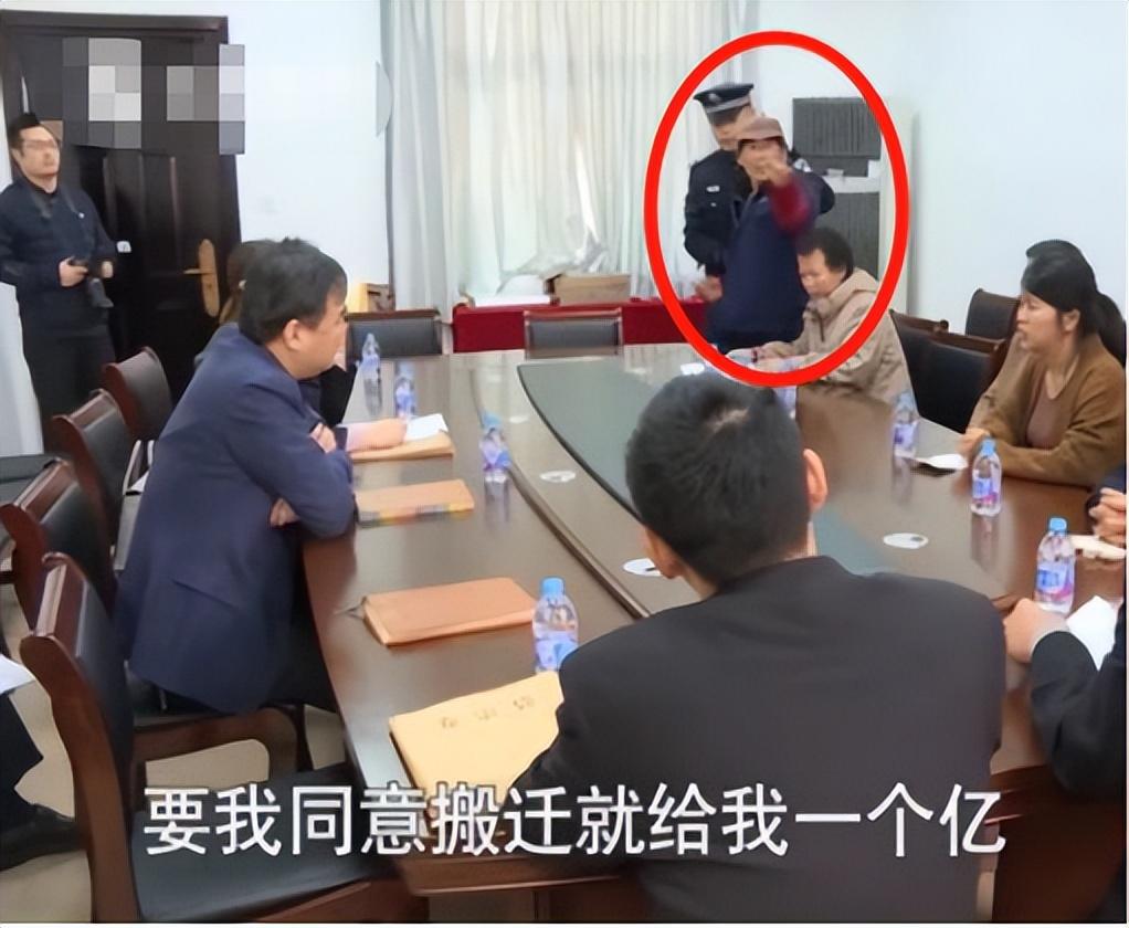 上海老人突然离世，子女将遗体放医院十年索赔一亿，结果如何？