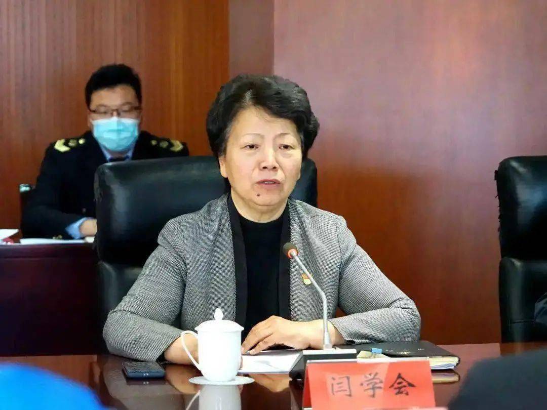 女贪官落马后装疯卖傻、撒泼耍赖！此前还有贪官对纪委装病装“死”