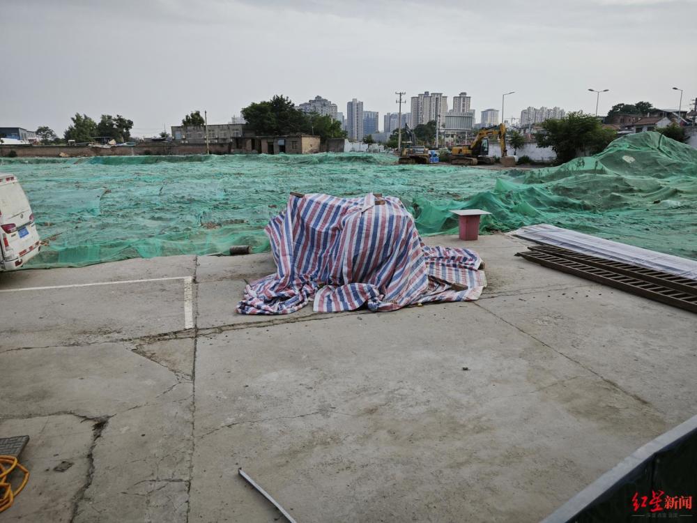 男子工地身亡家屬稱多日未見到遺體 男子在建筑工地墜樓死亡