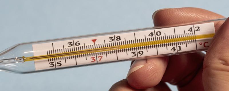 水银温度计腋下测量需要几分钟（水银温度计腋下测量需要加0.5度吗）